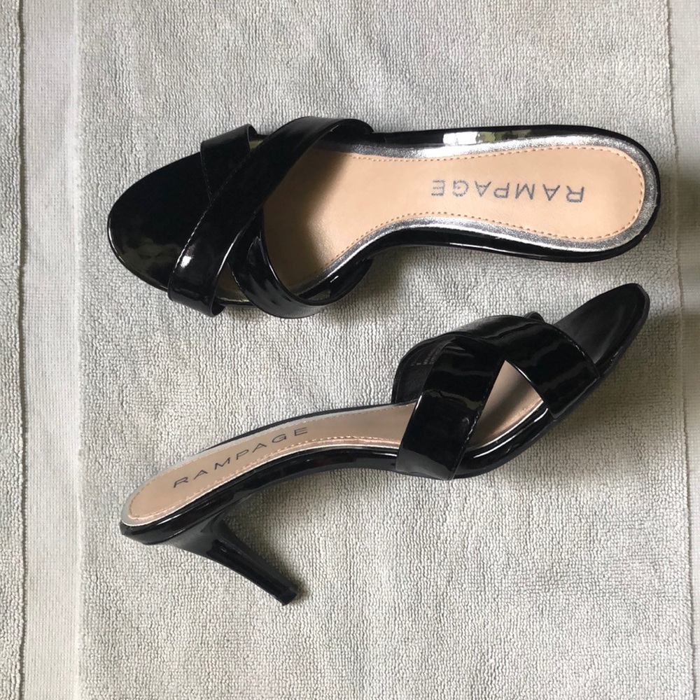 Rampage Black patent 3.5 inch heels